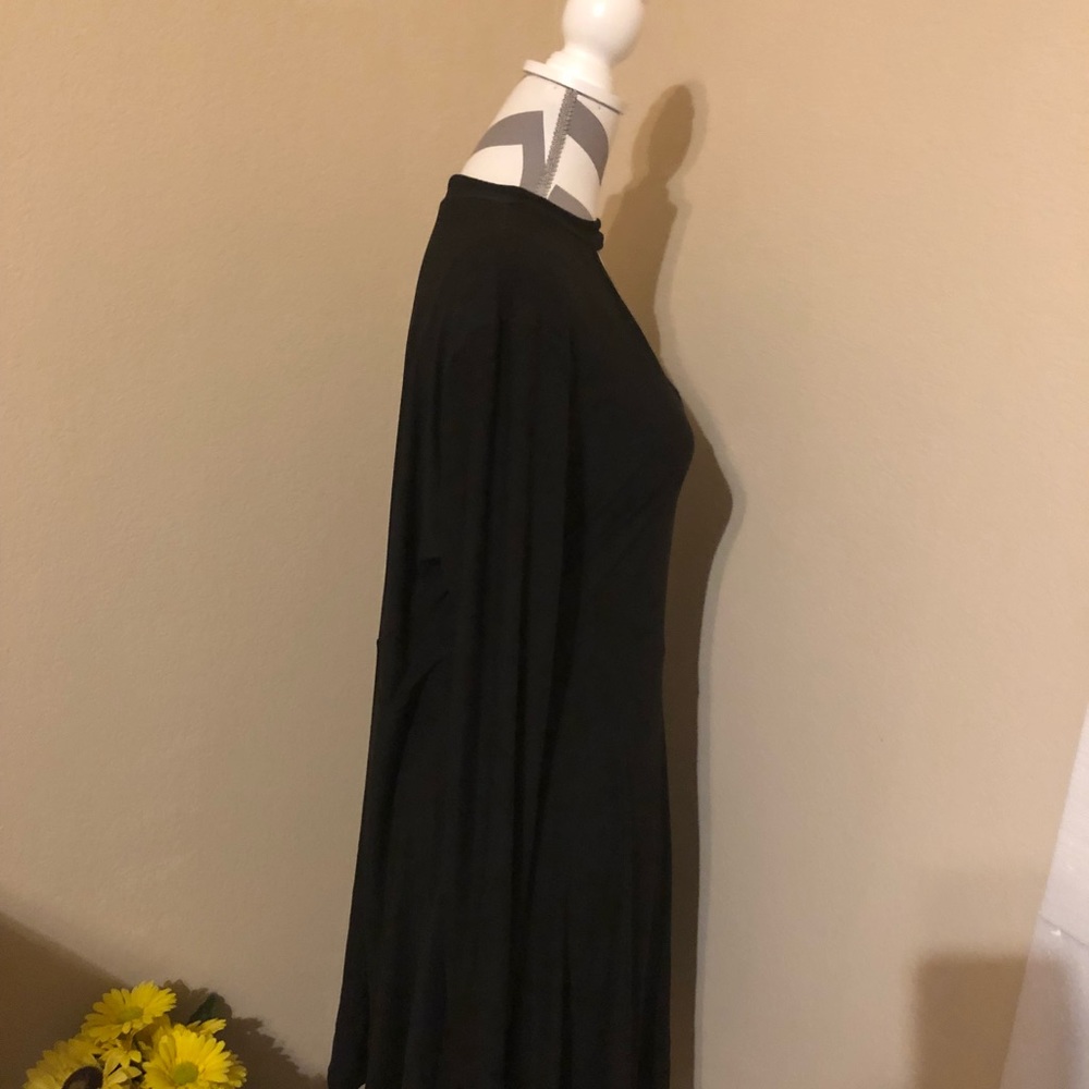 Plus size black dress 3X - Picture 3 of 4